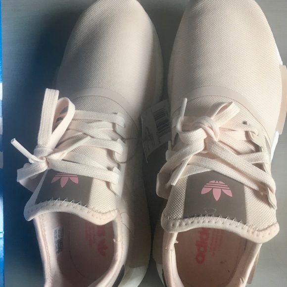 BRAND NEW Womens Adidas NMD_R1 - Picture 4 of 9